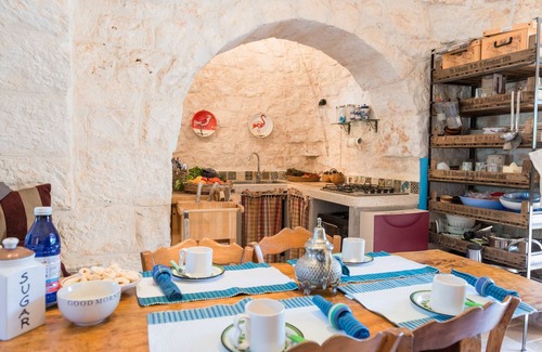 Ostuni House | Trullo delle Fate, charming stone house with sea view, private garden and pool!