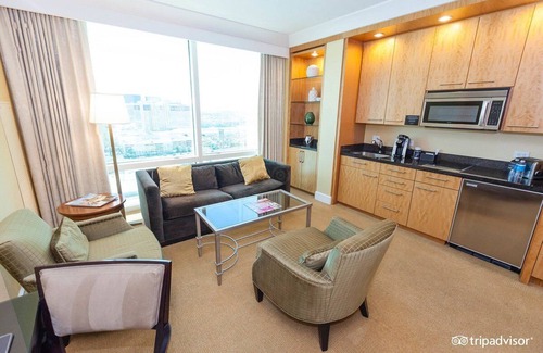 Las Vegas Resort | Trump International Hotel Las Vegas, a HGVC- Super Bowl weekend 02/09 -02/12