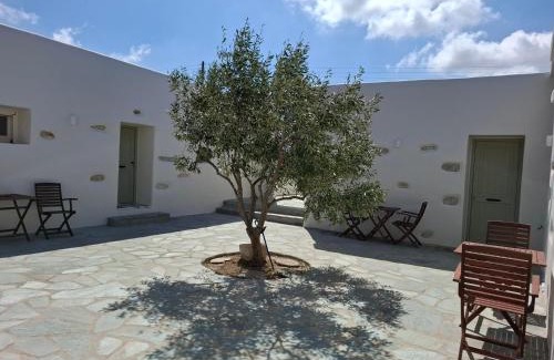 Naxos Apartment | Tsigouri Suites