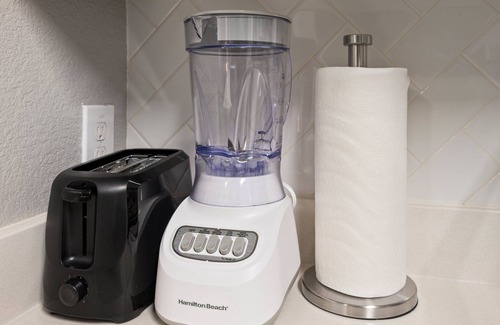 Deer Valley Apartment | TSMC - 2 Bedroom 2 Bath w/Pool and Gym #2035