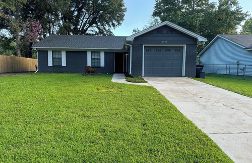Tallahassee House | Tucked away in a quiet, cozy neighborhood, our home offers a peaceful retreat.