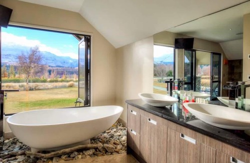 Lower Shotover House | Tuckers Beach Retreat