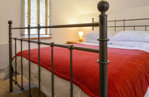 Trentishoe Cottage | TUCKING RIVER LODGE, pet friendly, with a garden in Lynton