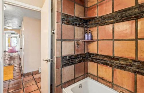 Casas Adobes House | Tucson Escape: 5br - Pool - CCP - Eclectic-Themed