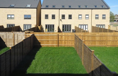 Bordesley House | Tudors eSuites Luxury House Garden