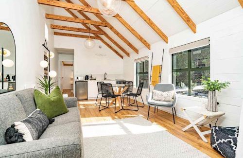 Mangawhai Apartment | Tui & Nikau Cabins