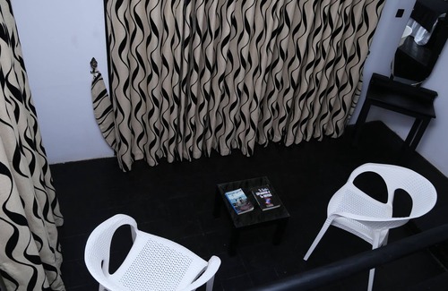 Rambukkana Hotel | Tulip Of Ceylon