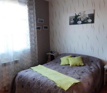 Savigne-lʼEveque Bed & Breakfast | Tulipe24