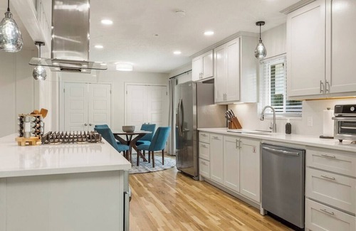 South Tulsa House | Tulsa Twilight Terrace@StFrancis