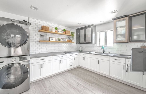 Whittier House | Tulum in La Disneyland DTLA