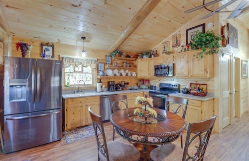 Tumbling Shoals House | Tumbling Shoals Cabin Near Greers Ferry Lake!