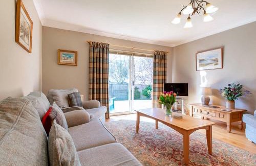 Pitlochry House | Tummel Bank