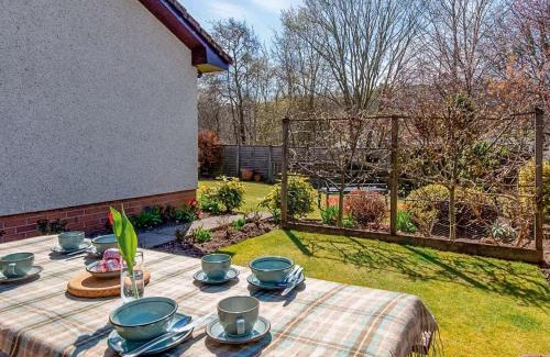 Pitlochry House | Tummel Bank