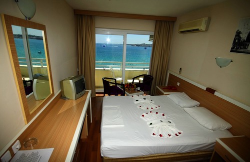 Altinkum Hotel | Tuntas Beach Hotel Altinkum