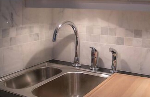 Governor's Walk House | Turn-Key Furnished Mid-Town Courtyard Bungalow