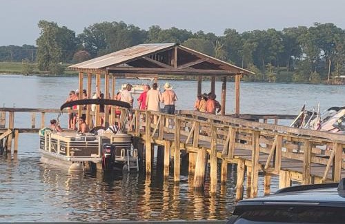 Lake Village House | Turn On Inn