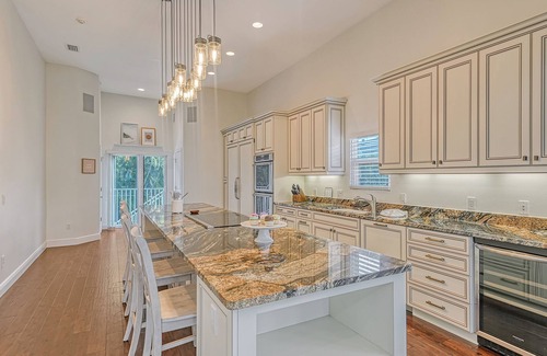 Siesta Key House | Turtle Bay Hideaway- Siesta Key FL Spacious 4-bedroom w/Private Beach Access