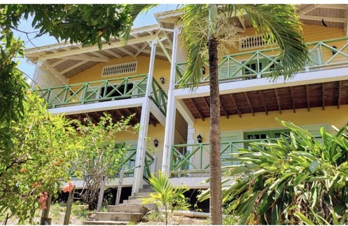 St. Andrew House | Turtle Cottage