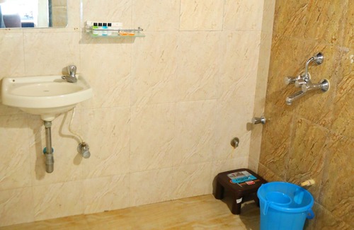 Andheri Hotel | Turtle Hotel