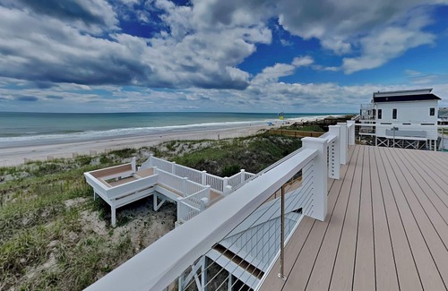Topsail Beach House | Turtle Paradise | Oceanfront, Beach Access