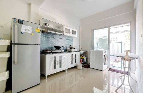 Si Sunthon House | Turtle Rooms