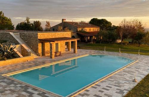 Chianni House | Tuscan Farm Home Retreat
