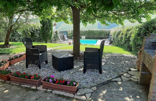 Bollano House | Tuscan Getaway with Garden