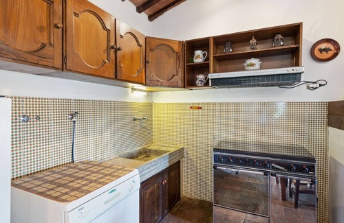 Riccio House | Tuscan Holiday Home with Pool