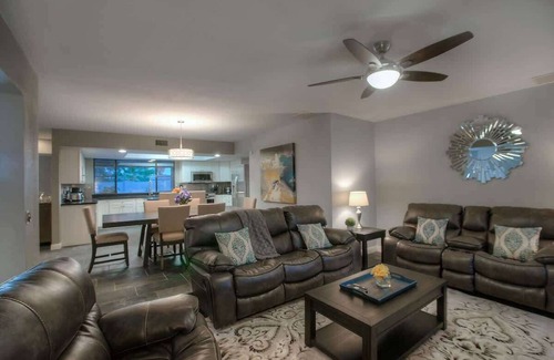 Raskin Estates House | Tuscan Sun - Private Pool