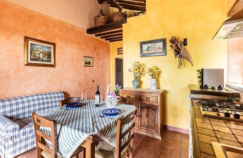 Seggiano House | Tuscan Views, Seggiano