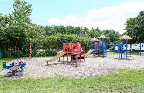 South Hampton Other | Tuxbury Pond Camping Resort Tiny House Emerson