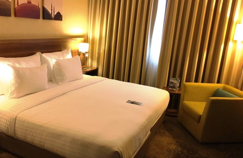 Buyukcekmece Hotel | Tuyap Palas