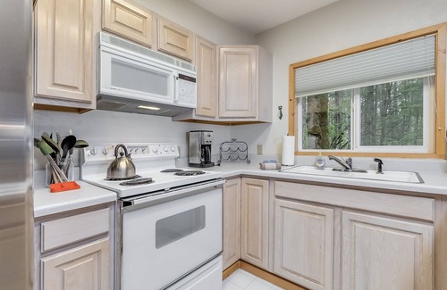 Packwood Cabin | Twin Maples | 2 Bed, 1.5 Bath