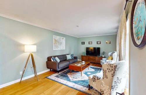 Savannah House | Twin Oaks