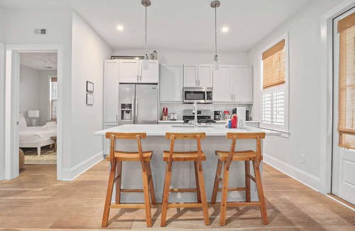 Mount Pleasant House | Twin Palms/Beach/Old Village/5-Min to Dwntwn