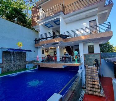 Tagaytay House | Twin Sister House Tagaytay Private Pool