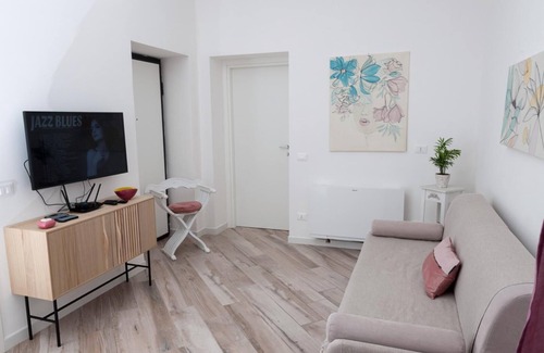 Terracina Apartment | Twins 1 Quiet Home Terracina Apartments