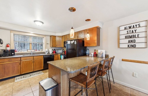 North Creek House | Twister 68i - Mountain Retreat With Stunning Views 3 Bedroom Townhouse by The Summit at Gore Mountain