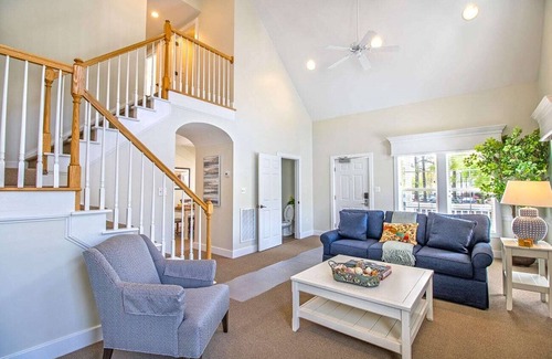 Lackey Resort | Two 3 bedroom units, Kings Crk Resort, WilliamsburgVA. 20 mins to Busch Gardens