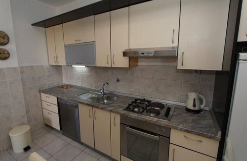 Sveti Filip i Jakov Apartment | Two bedroom apartment with balcony and sea view Sveti Filip i Jakov, Biograd (A-19436-a)