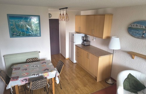 Les Deux Alpes Apartment | Two Bedroom Apartment 50 Metres from the Slopes with Stunning Alpine Views