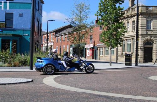 Preston Apartment | Two Bedroom Apartment, Free parking, Close to UCLAN and free WIFI