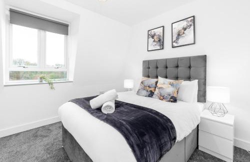 Smethwick Apartment | Two Bedroom Apartment - Balcony - Parking - Netflix - Wifi - 8MC