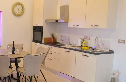 Bezjaki Apartment | Two bedroom apartment with terrace and sea view Rijeka (A-23345-a)