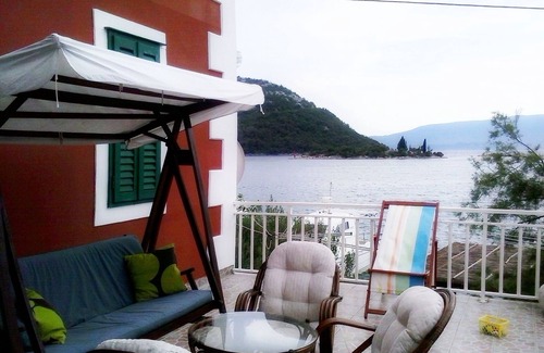 Blace Apartment | Two bedroom apartment near beach Blace, Neretva Delta - Ušće Neretve (A-16068-a)