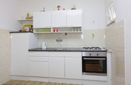 Grebastica Apartment | Two bedroom apartment with balcony Grebaštica, Šibenik (A-4881-a)