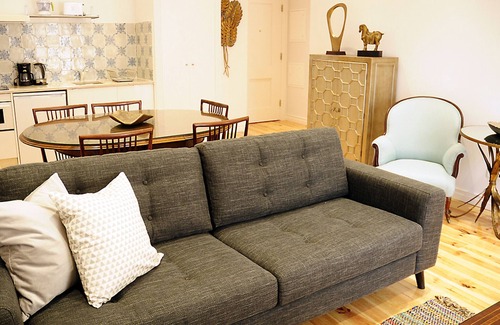 Setubal Apartment | Two-bedroom apartment with air conditioning in the center of Setúbal