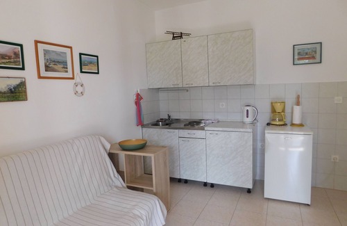 Marceljani Apartment | Two bedroom apartment with terrace Vinež, Labin (A-18493-a)