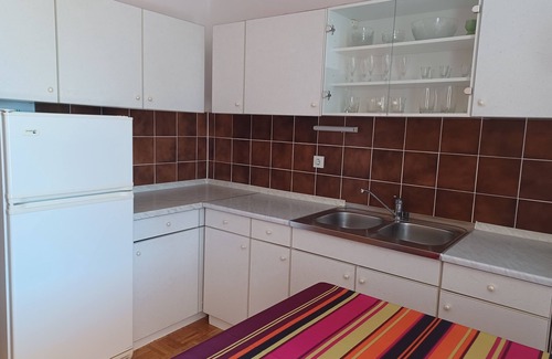 Zman Apartment | Two bedroom apartment with balcony and sea view Žman, Dugi otok (A-24325-a)