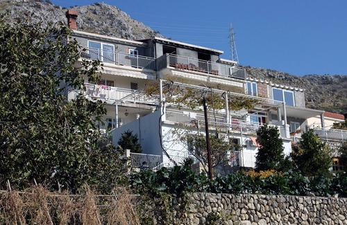 Plat Apartment | Two bedroom apartment with terrace and sea view Plat, Dubrovnik (A-4776-a)